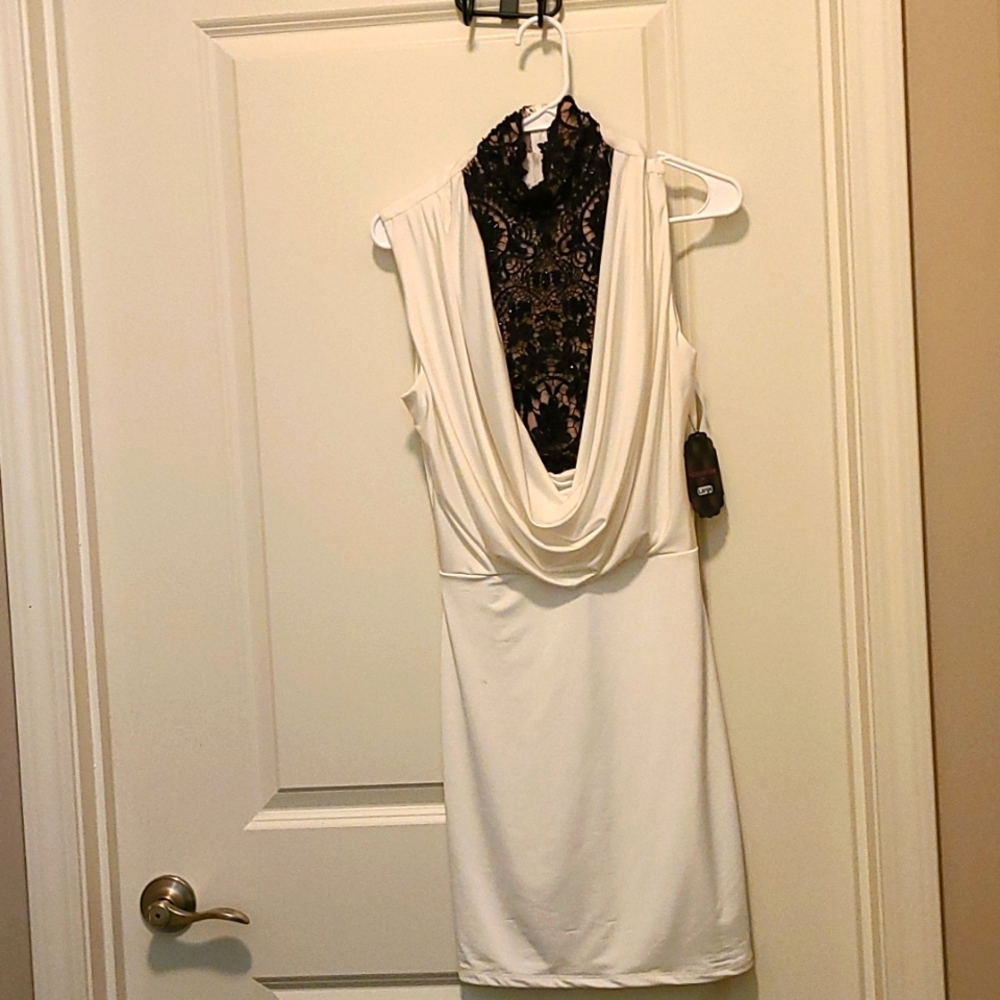 White plunge neck bodycon dress size L